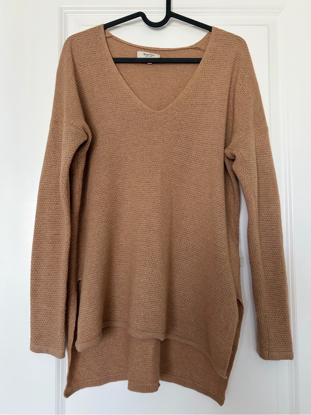 Babaton Camel V-Neck Waffle Tunic Sweater